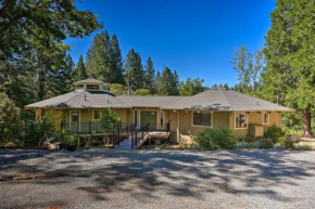 Camino Home with Deck and Grill, Near Wineries!